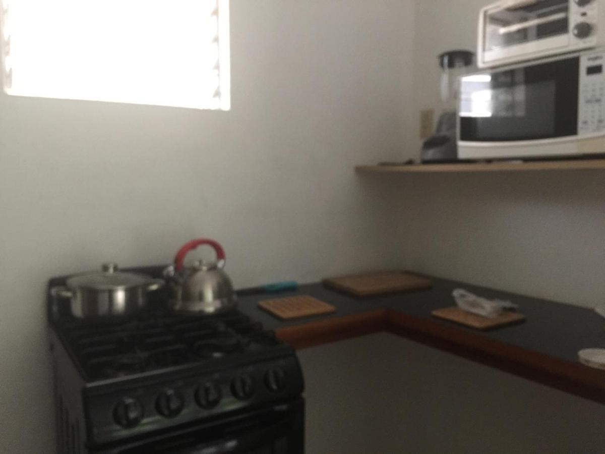 Ancella'S Garden Apartment-Beach-5Min Drive, 1 Hr Montego Bay, 25 Mins Ocho Rios, Continental Breakfast Раневей-Бей Екстер'єр фото
